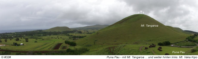 Puna Pau mit Mt. Tangaroa. Weiter hinten links Mt. Vaka Kipo